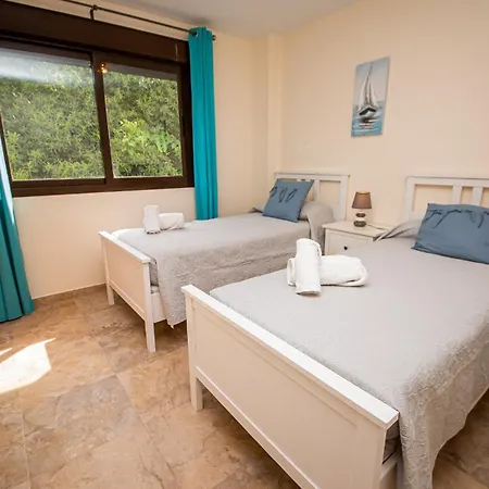 4 1d Apartment *